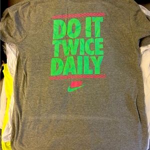 Nike tshirt